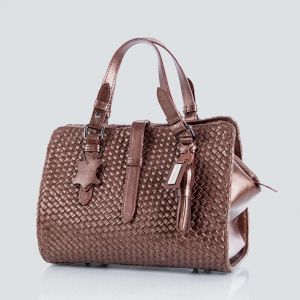 Tas Anyaman Kulit, Tas Kulit Biasa, Asli dan Imitasi