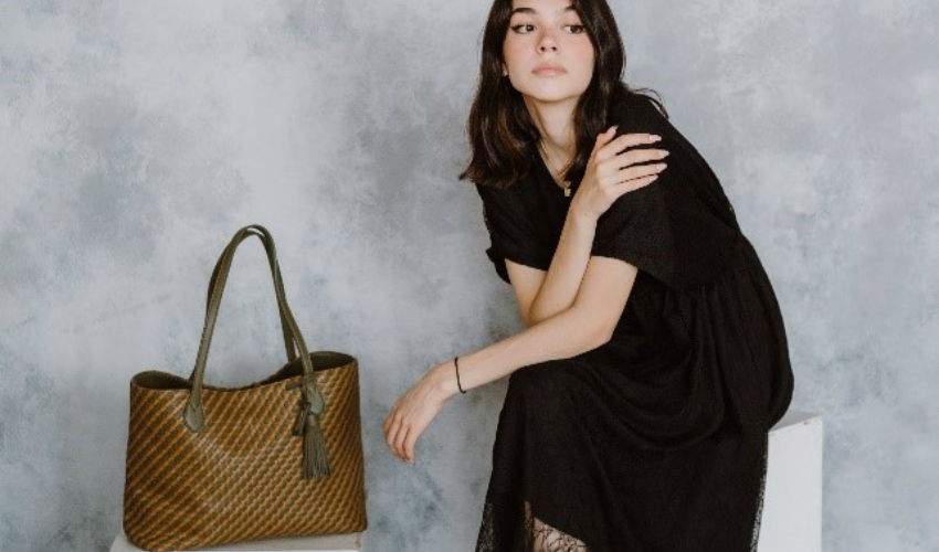 dukung tas anyam rorokenes umkm brand asli indonesia